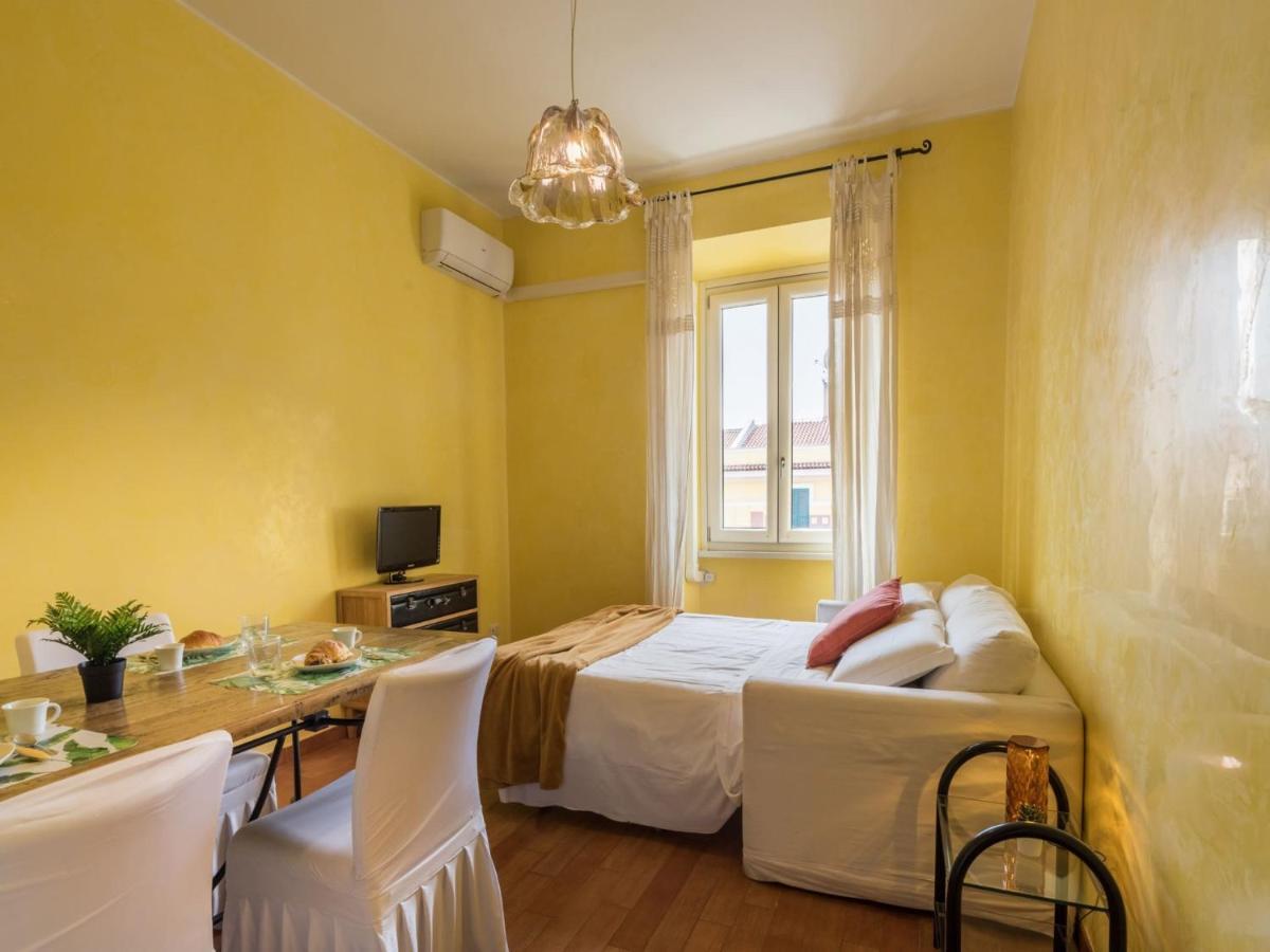 The Best Rent - Colourful Two-Bedroom Apartment Near Termini Station Roma Exterior foto